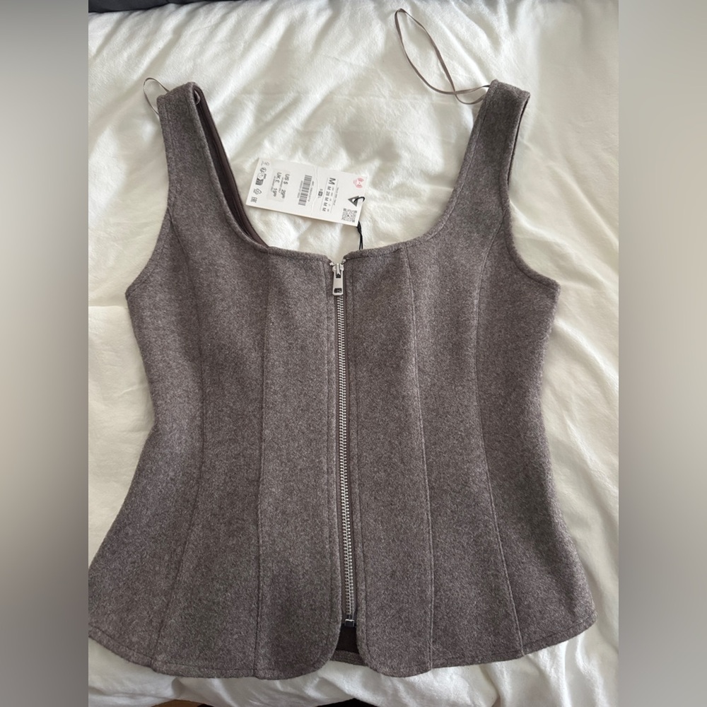 Zara Gray Tweed Zipper Tank Top - Picture 2 of 3